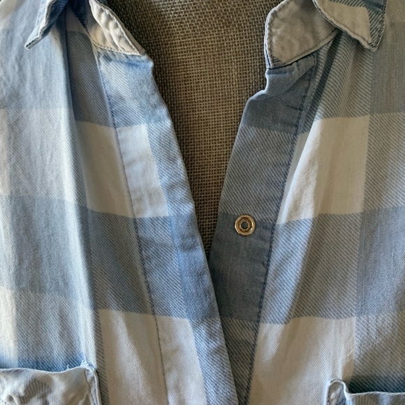 Standard Grace checkered sleeveless button down shirt - Picture 3 of 10